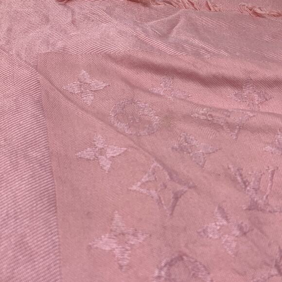 Louis Vuitton Chale Monogram Shine Silk Blend Scarf 50" Square Pink - Picture 3 of 5